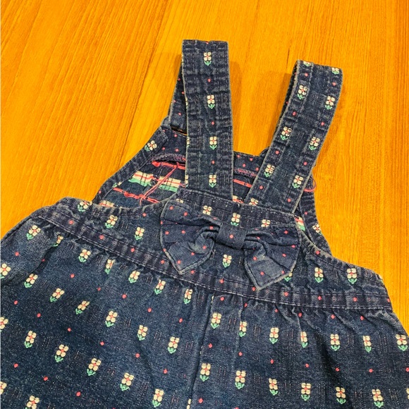Vintage Osh Kosh B’Gosh Girl’s Embroidered Floral Denim Overall 2T - Union Tag - Picture 4 of 15